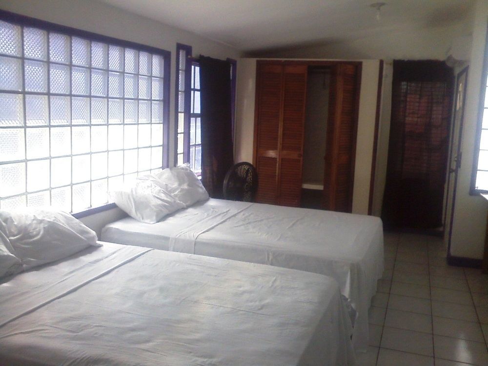 Amelia Guest House San Pedro  Dış mekan fotoğraf